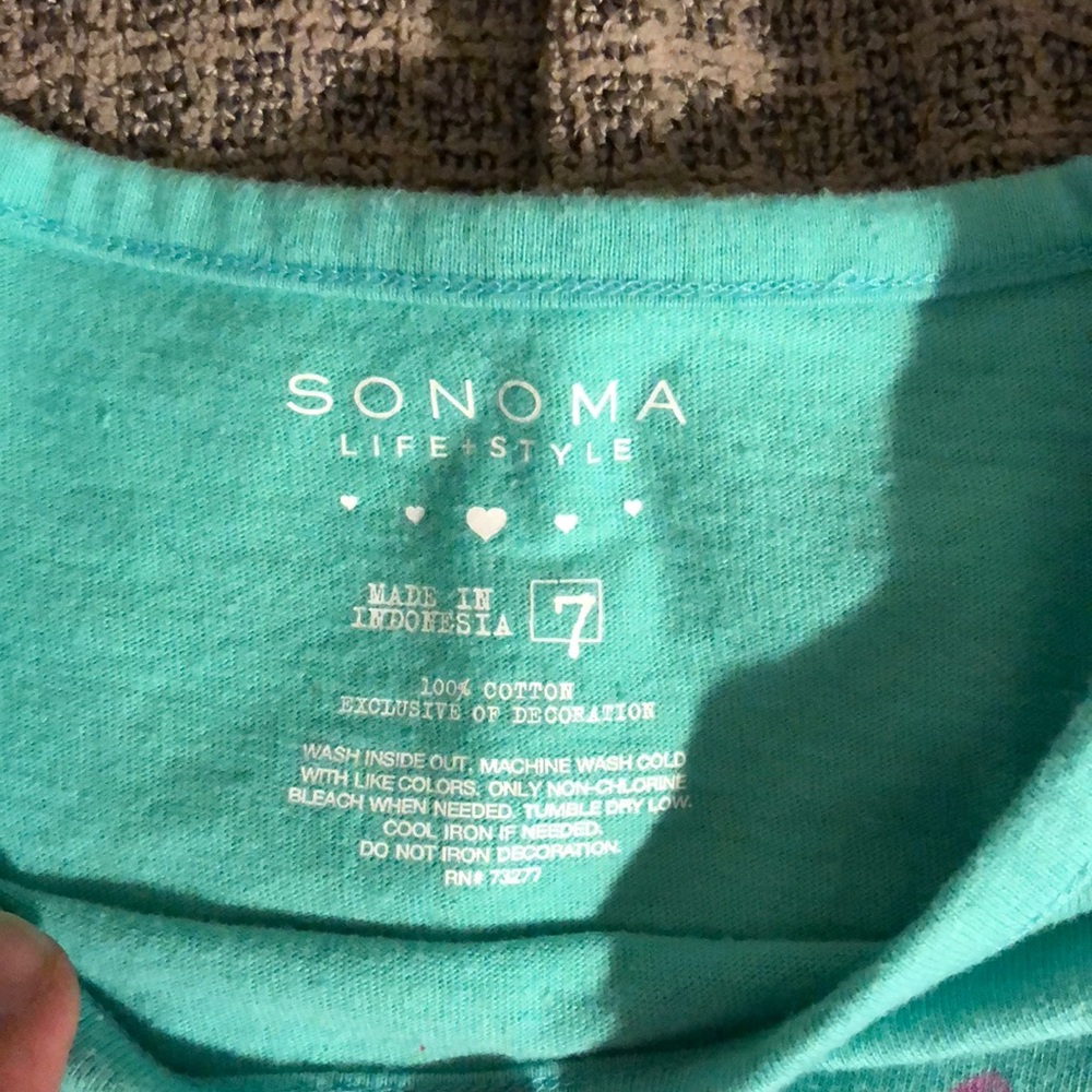Girl’s tee - Picture 3 of 3